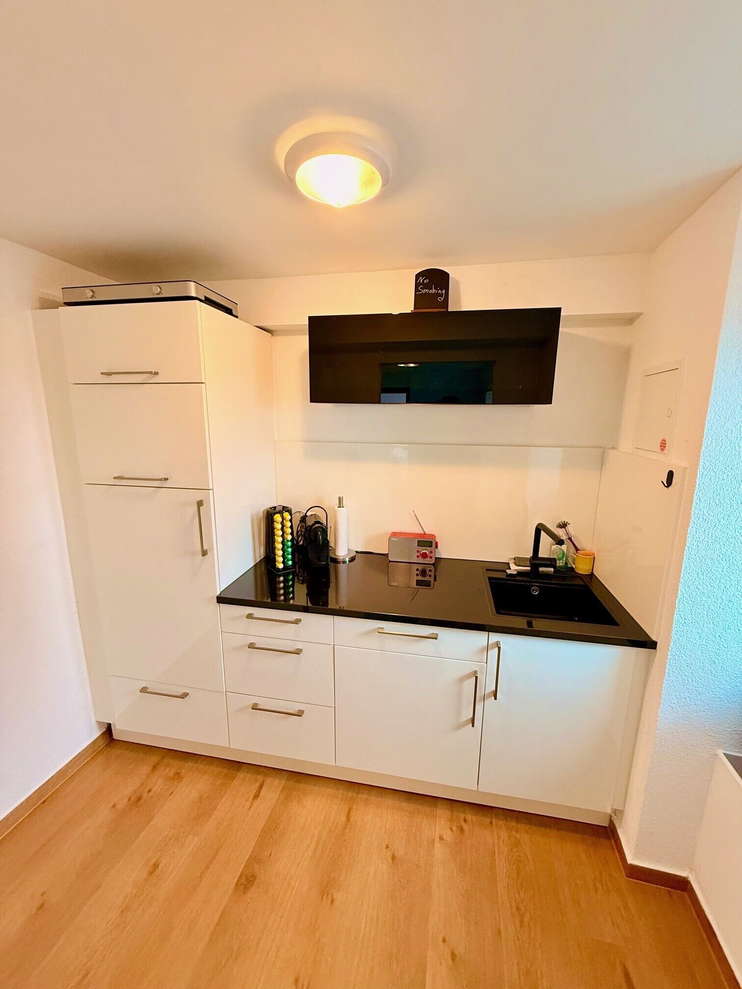 Refrigerador, microondas, horno, placa de cocina