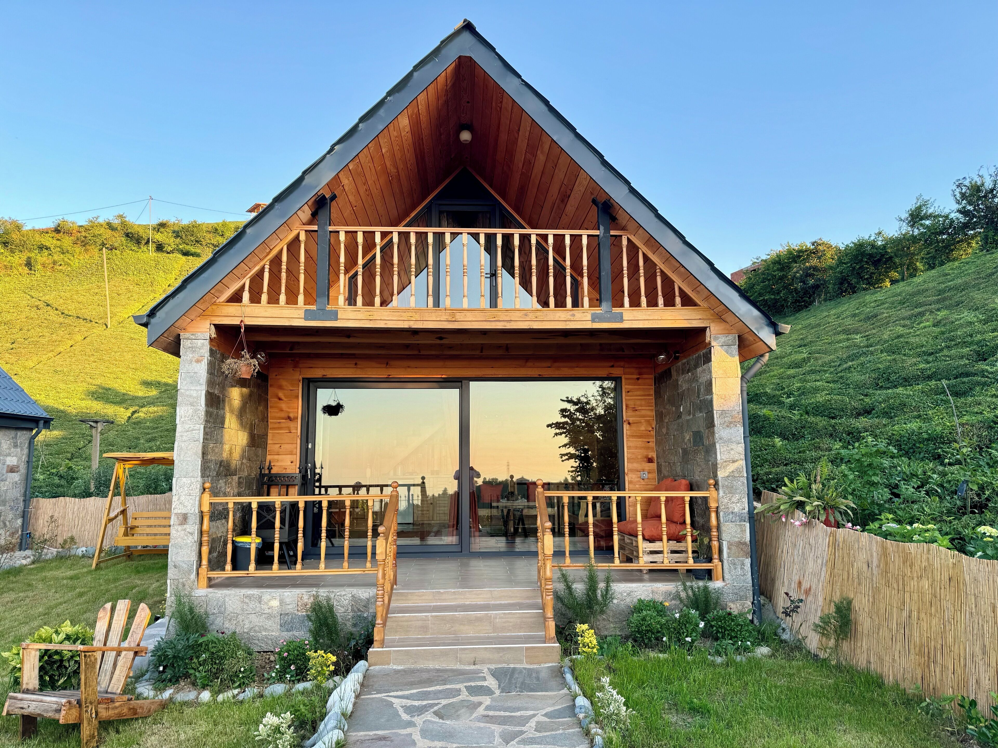 Deluxe Bungalow, Multiple Beds, Sea View, Garden Area | Blackout drapes, soundproofing, free WiFi