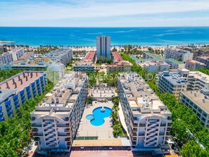Exterior - 2-Bedroom Apartment with air conditioning and Pool · UHC MICHELANGELO 238 (Salou)