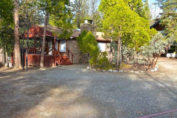 Exterior - Bear Paw- Lake Area  located in Willow Cove (Bass Lake)
