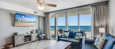 Signature Condo, 3 Bedrooms, Balcony, Beach View | Living room | Smart TV