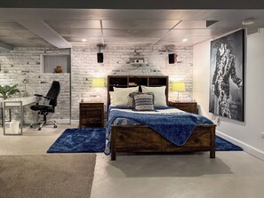 3 chambres, fer et planche à repasser, Wi-Fi, draps fournis