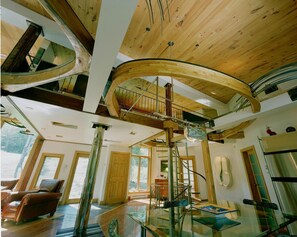 Interior - Chalet with unique and spectacular architecture! (Val-David)