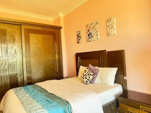 2 bedrooms, WiFi, bed sheets