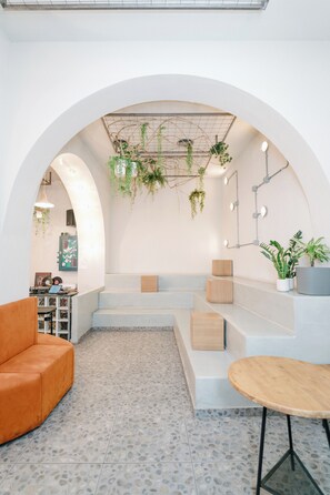 Smart TV 32 polegadas com canais via satélite