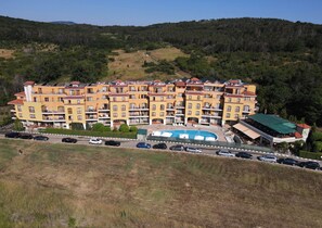 Front of property - Aparthotel Serena Residence (Sozopol)