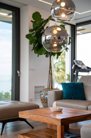 Interior - Blue Skyline Magnificent Villa, By Hellocrete (Vamos)