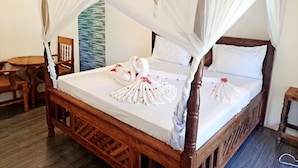 Traditional Room, 1 King Bed | Desk, laptop workspace, free WiFi, bed sheets - The New Blue Waves Hotel (Jambiani)