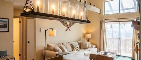 Una televisión, una oficina