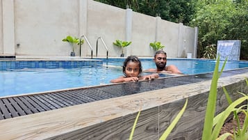 Outdoor pool, pool umbrellas