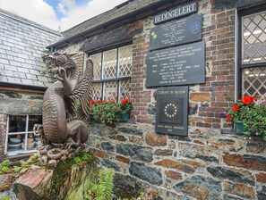 Exterior - Is Y Graig (Caernarfon)