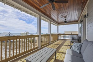 Property grounds - Brand New 4 Bdrm/3 Ba Private Beach Home with Gulf & Bay Views with easy access! (Gulf Shores)