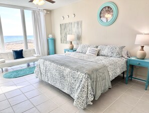 3 soverom, strykejern/-brett, reiseseng for barn og wi-fi