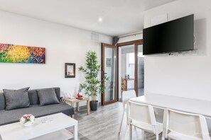 TV - Apartamentos Cerca Nueva (El Paso)