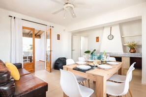 Dining - Villa with sea view and pool Villa Audaz (Cala Blanca)