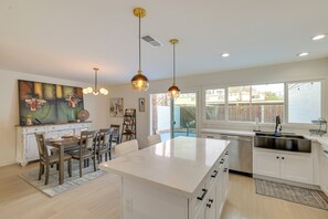 อพาร์ทเมนท์ (3 Bedrooms) | ภายใน