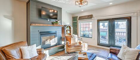 Apartment (2 Bedrooms) | Front of property