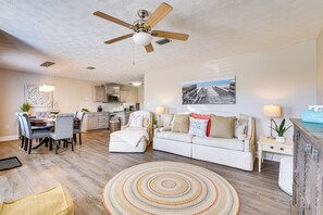 Interior - Panama City Beach House w/ Patio, Walk to Ocean (Panama City Beach)