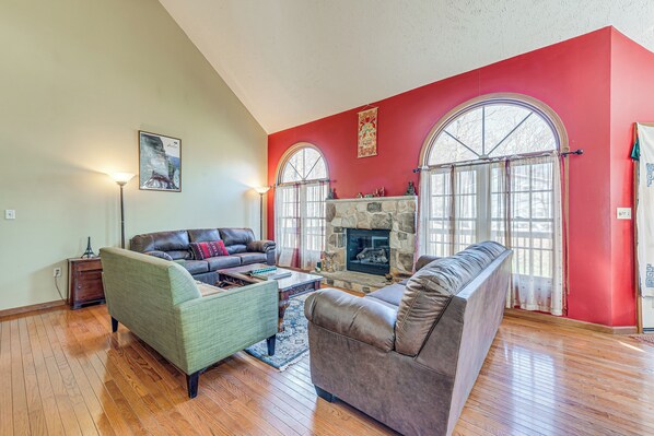 House (4 Bedrooms) | Interior