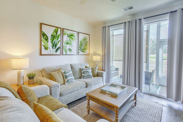 Apartment (2 Bedrooms) | Front of property