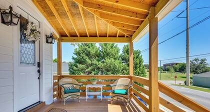 ~ 1 Mi to Dtwn: Wilmington Home w/ Patio!