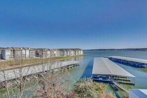 Marina - Lake of the Ozarks Condo w/ Community Pools (Lake Ozark)
