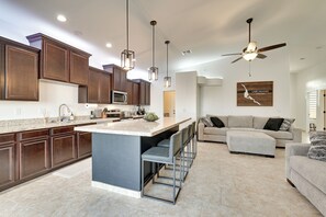 House (3 Bedrooms) | Front of property - Patio & Grill: Family-friendly Lake Havasu Home (Lake Havasu City)