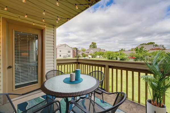 Apartment (2 Bedrooms) | Front of property