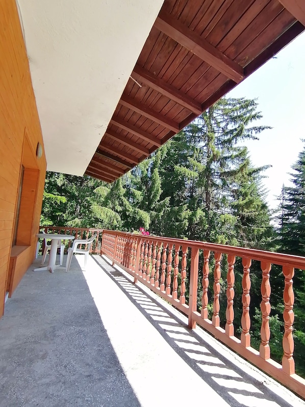 Familien-Vierbettzimmer | Balkon
