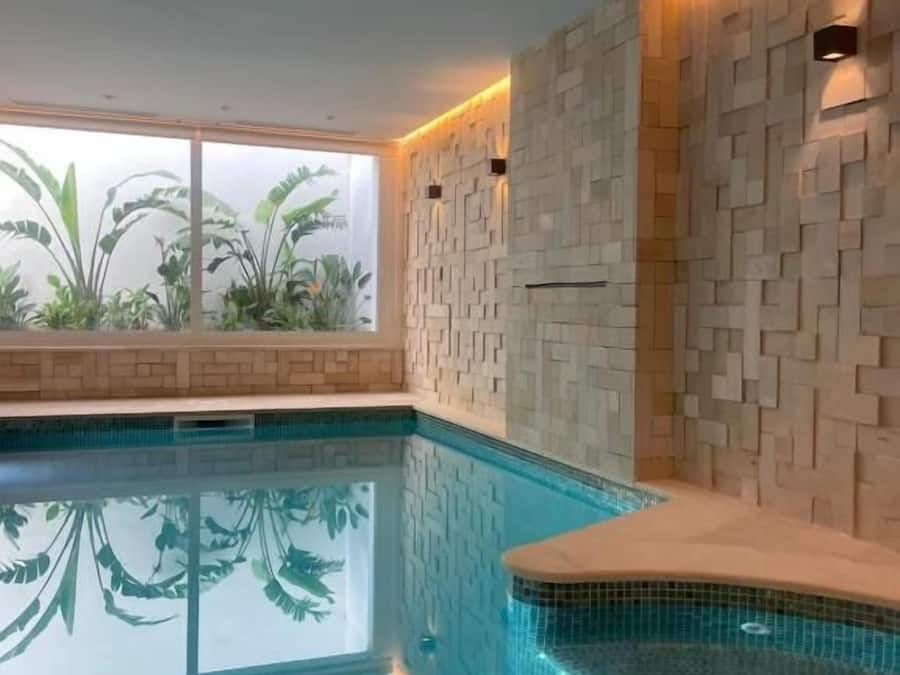 2 indoor pools