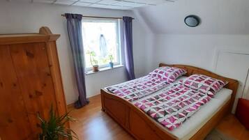1 Schlafzimmer, Bügeleisen/Bügelbrett, WLAN, Bettwäsche