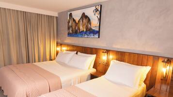 Comfort Room, Balcony | 6 bedrooms, pillow-top beds, blackout curtains, iron/ironing board