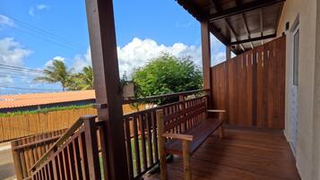 Habitación Confort, balcón | Terraza o patio