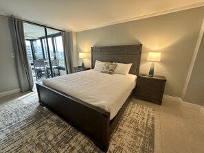 2 bedrooms, iron/ironing board, free WiFi, bed sheets - Modern Condo! Beach Access, Shared Pools, and Activities! Gulf and Bay Club D409 (Siesta Key)