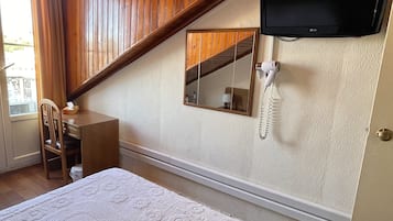 Basic Double Room