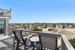 Property grounds - Afterdune Delight: Oceanfront | Hot Tub | Dogs OK (Salvo)
