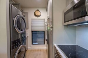 Interior - CW C208 The River Haus at Camp Warnecke Estates (New Braunfels)