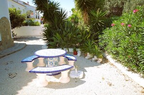 Outdoor dining - SAONA VILLAS (AS JOSE): villa for 4 people, private swimming pool, air co (Dénia)