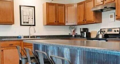 Blackwater Bed & Bikes #1