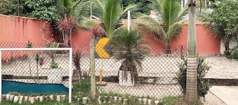 Casa de Temporada em Xerém com Muito Verde e Cachoeira Natural