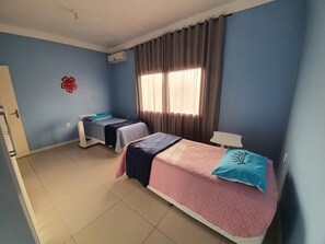 3 bedrooms, WiFi, bed sheets