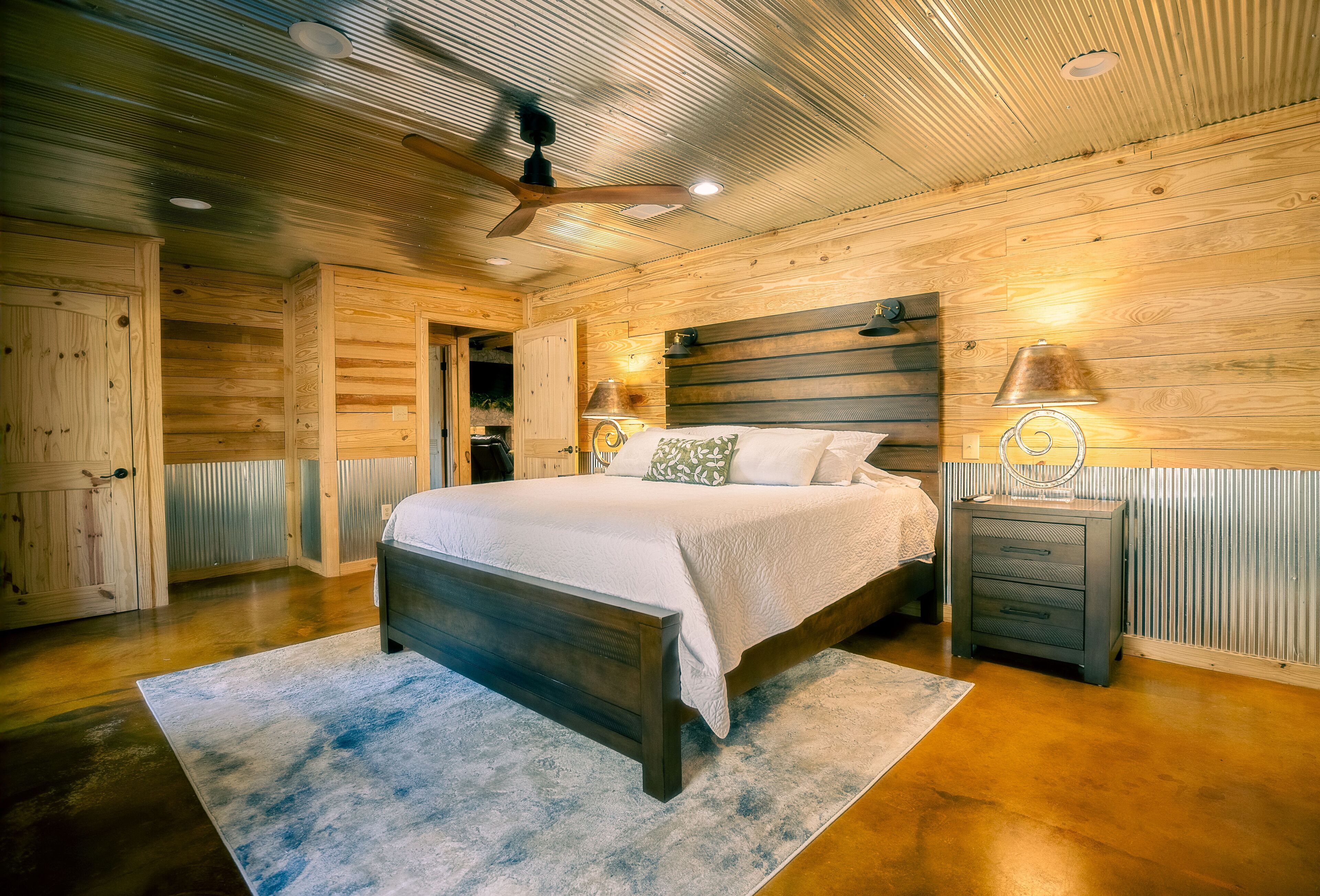 8 habitaciones, wifi y ropa de cama 