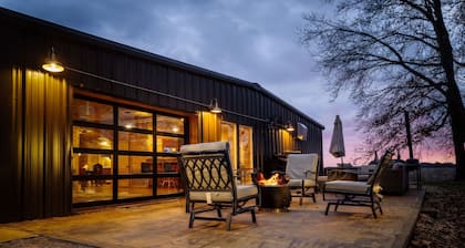 The Delta Lodge - Greenwood, MS