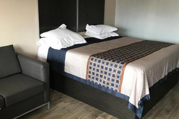 Soundproofing, free WiFi