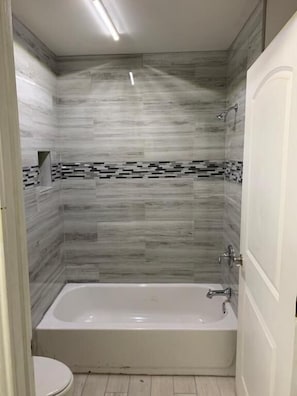 Đồ dùng nhà tắm miễn phí