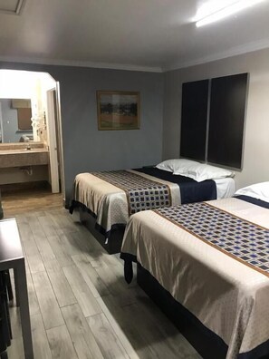 Soundproofing, free WiFi - SouthTown SA Inn (San Antonio)
