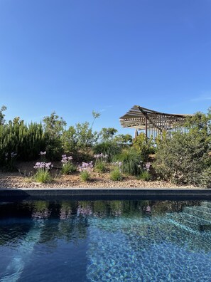 Piscina interna, piscina externa