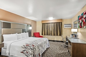 1 bedroom, individually furnished, desk, laptop workspace
