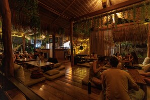 Reception - Whynam Beach (Ko Pha-ngan)