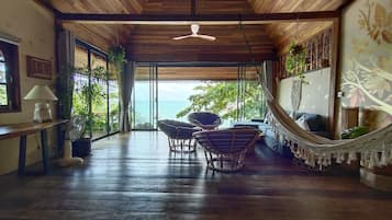 Standard Room | Free WiFi